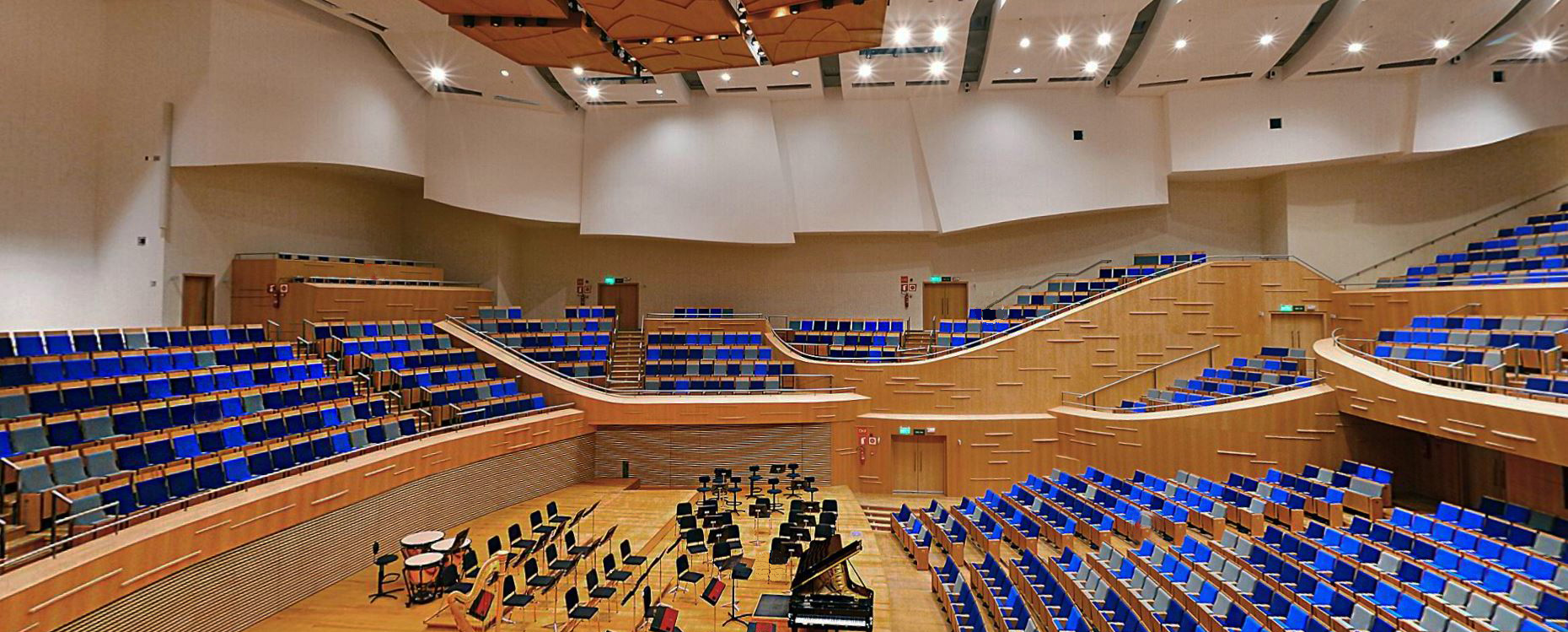 Vista do balcao lateral impar=esquerdo para lado direito.JPG